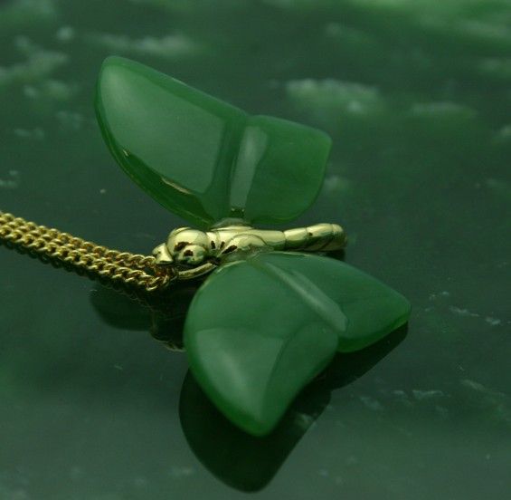 Jade butterfly online necklace gold